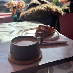 Estee Cafe Restaurant