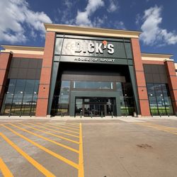 DICK'S Sporting Goods