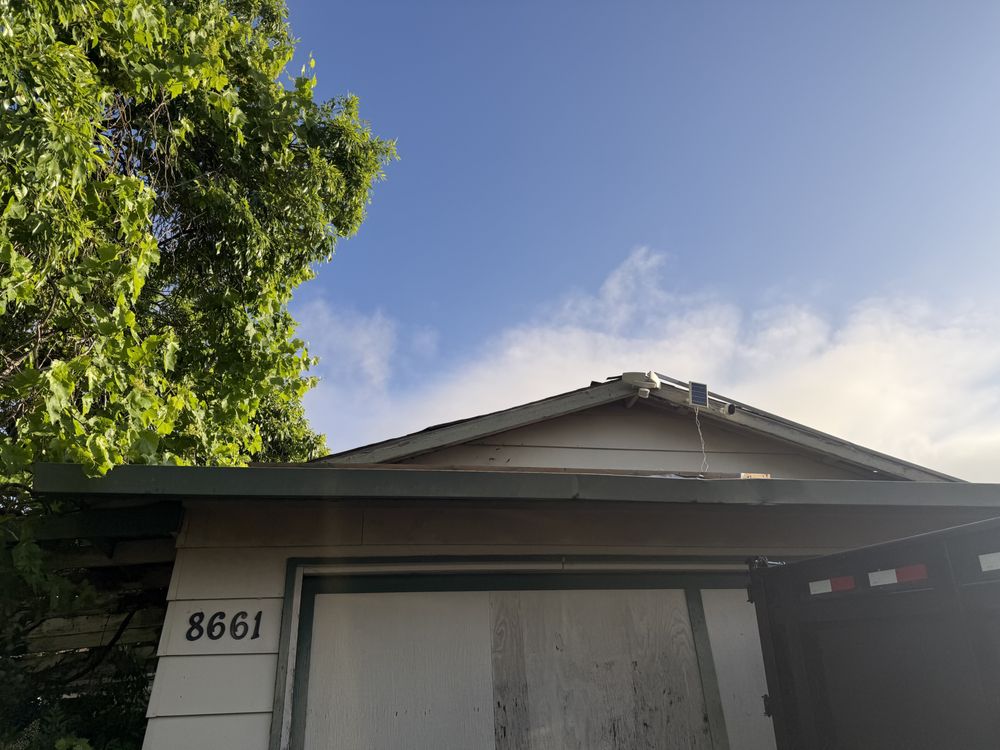 Slide of Gonzalez Roofing Pros