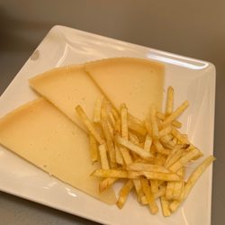 La Barrica - Cheese tapas!