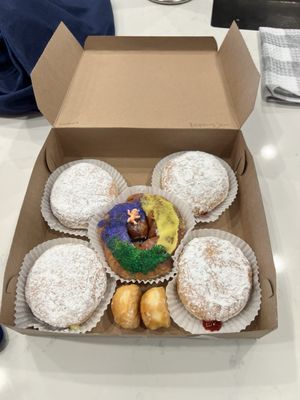 Earnest Donuts by null