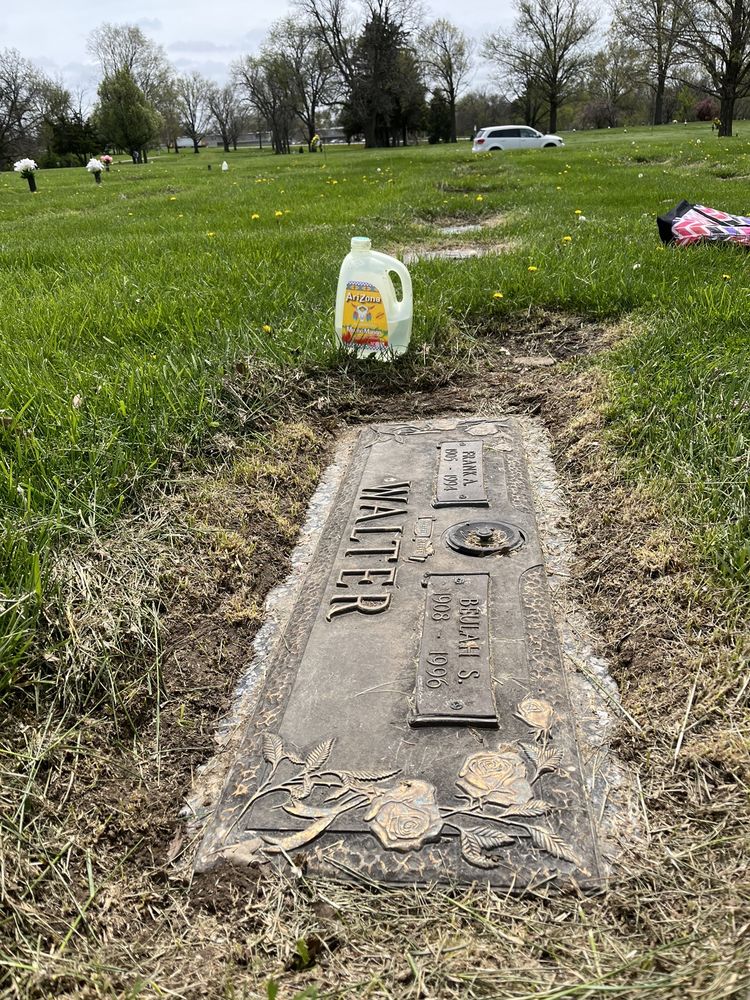 SWAN LAKE MEMORY GARDEN CHAPEL MAUSOLEUM Updated October 2024 4601