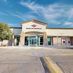 Bank of America Financial Center - Storefront