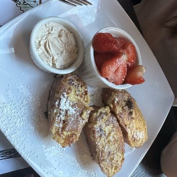 Creme De La Crepe - Mini French Toast on the kids menu - Creperies Near Me - Rolling Hills Estates, California