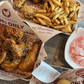 Pelicana Chicken - Crispy Lunch Combo (5 piece chicken, fries and drink), 9 Piece with Signature Sauce - Korean Near Me - Cupertino, California