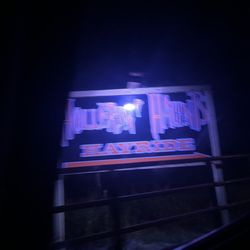 Hollerin Haunts Hayride - Sign