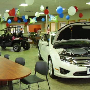Freeport Ford - Fun showroom! - Auto Repair Near Me - Freeport, Illinois Freeport Ford - Fun showroom! - Auto Repair Near Me - Freeport, Illinois