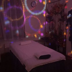 Korea Massage - One of the rooms.