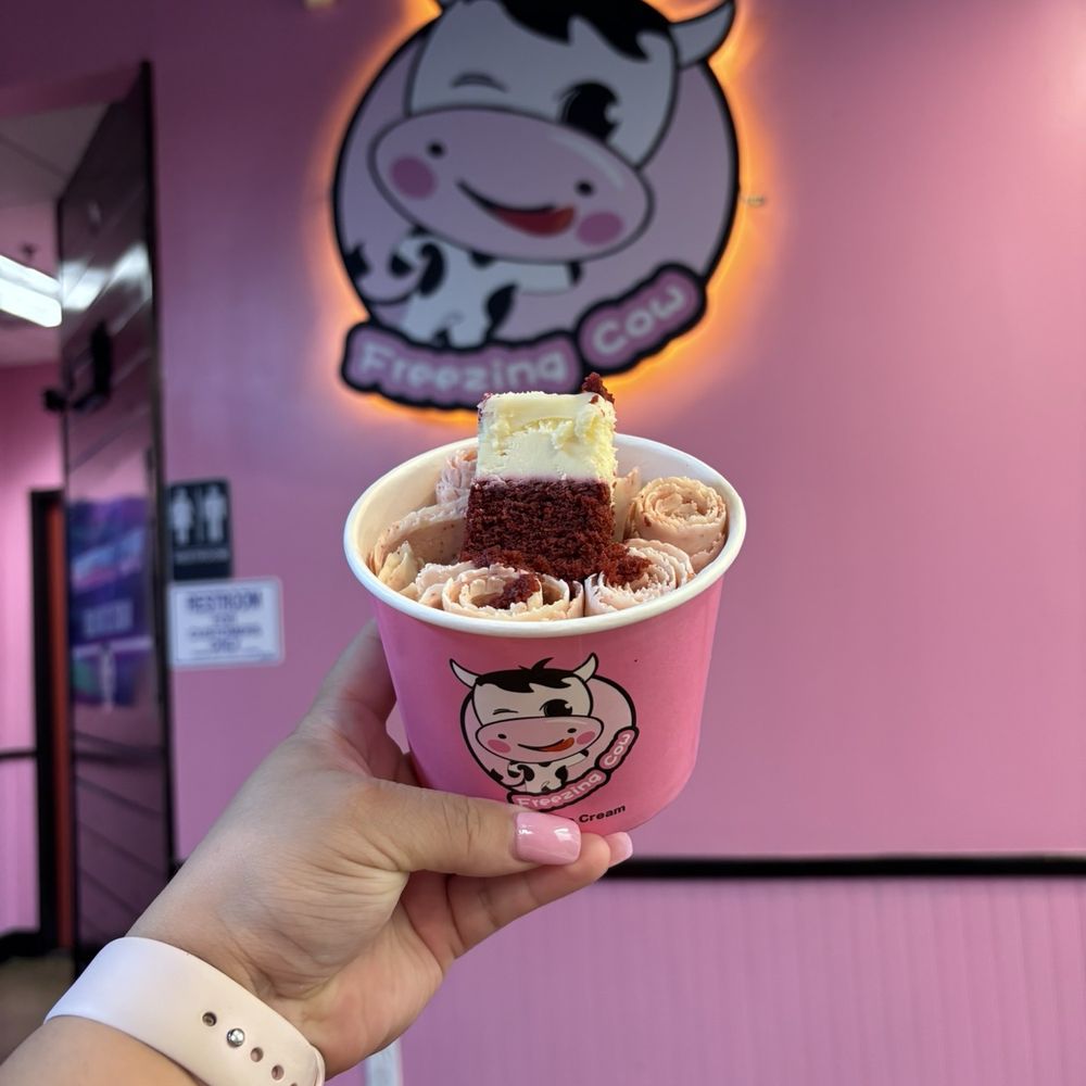 Freezing Cow OKC - Red velvet - Ice Cream & Frozen Yogurt Near Me - Oklahoma City, Oklahoma