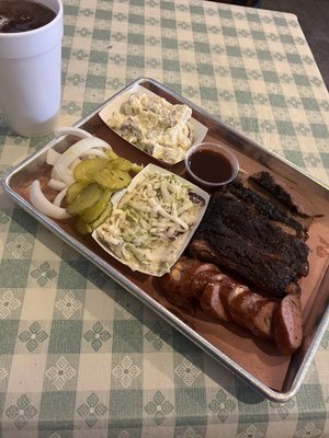 Austin's Bar B Que by null