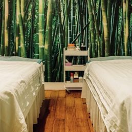 My first visit was in this room, where i received my massage and facial My first visit was in this room, where i received my massage and facial