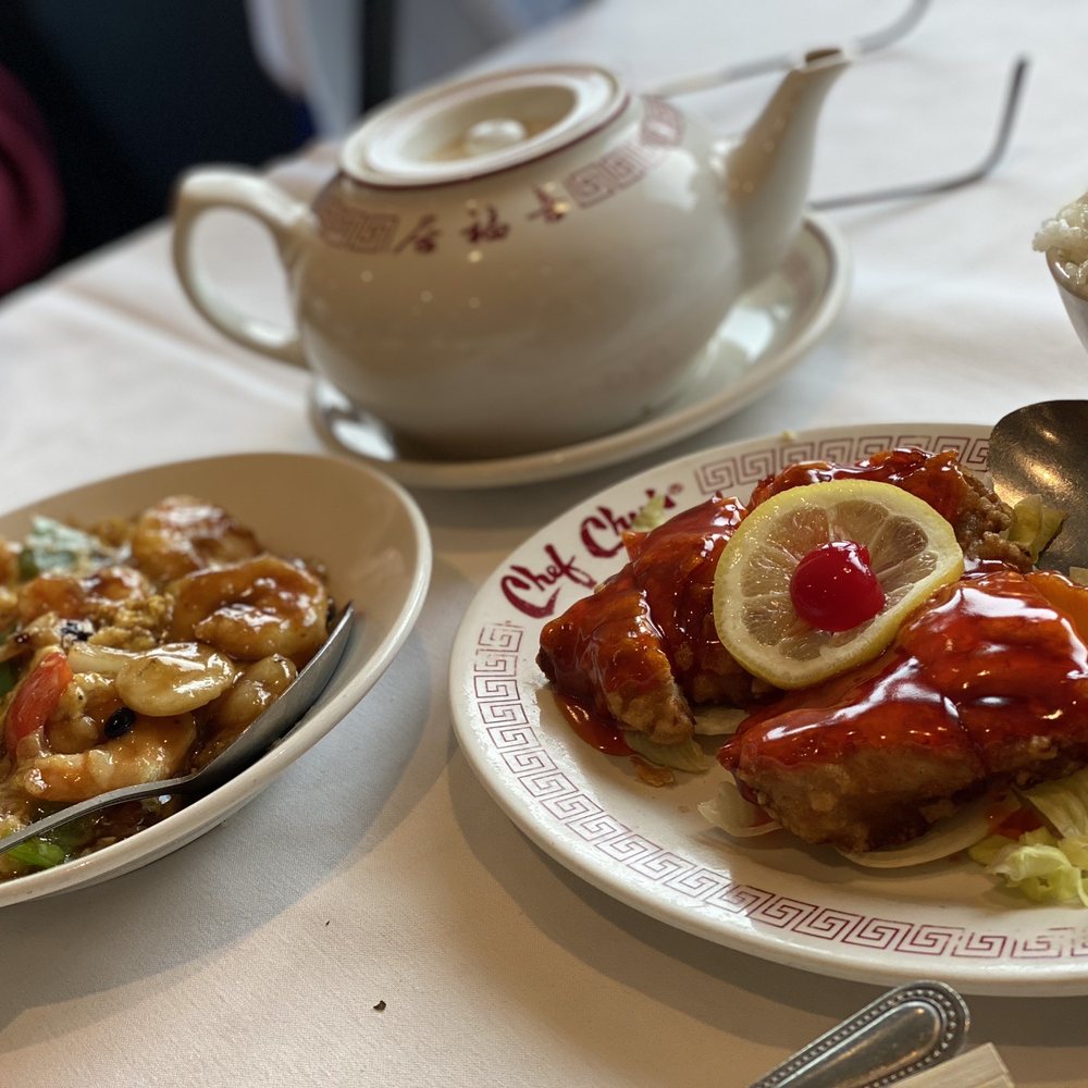 Chef Chu's - Shrimp in lobster sauce to the left and lemon chicken to the right - Chinese Near Me - Los Altos, California
