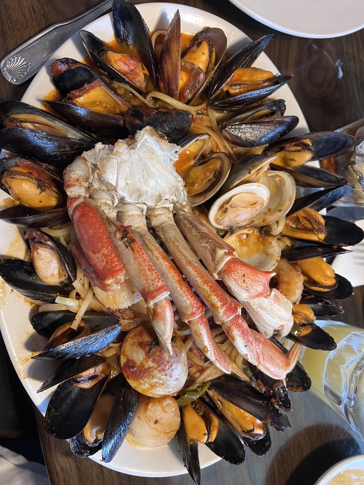 STEPHEN’S 18 Photos 401 E Wildwood Ave, Wildwood, New Jersey