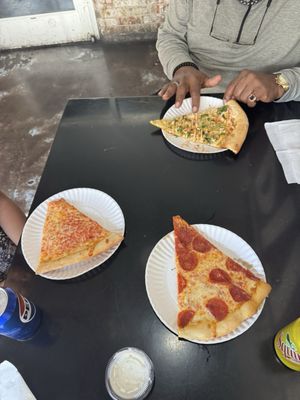 Empire Pizza & Pub by null