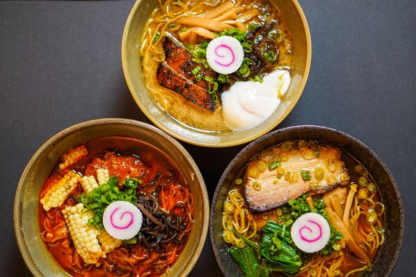 Katsubō Chicken & Ramen by null