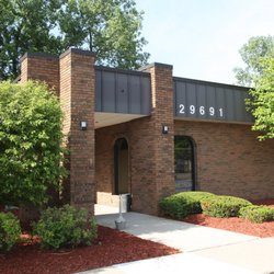 Plymouth Physical Therapy Specialists - Plymouth Physical Therapy Specialists Livonia East