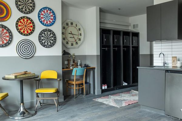 FieldHouse Jones by null