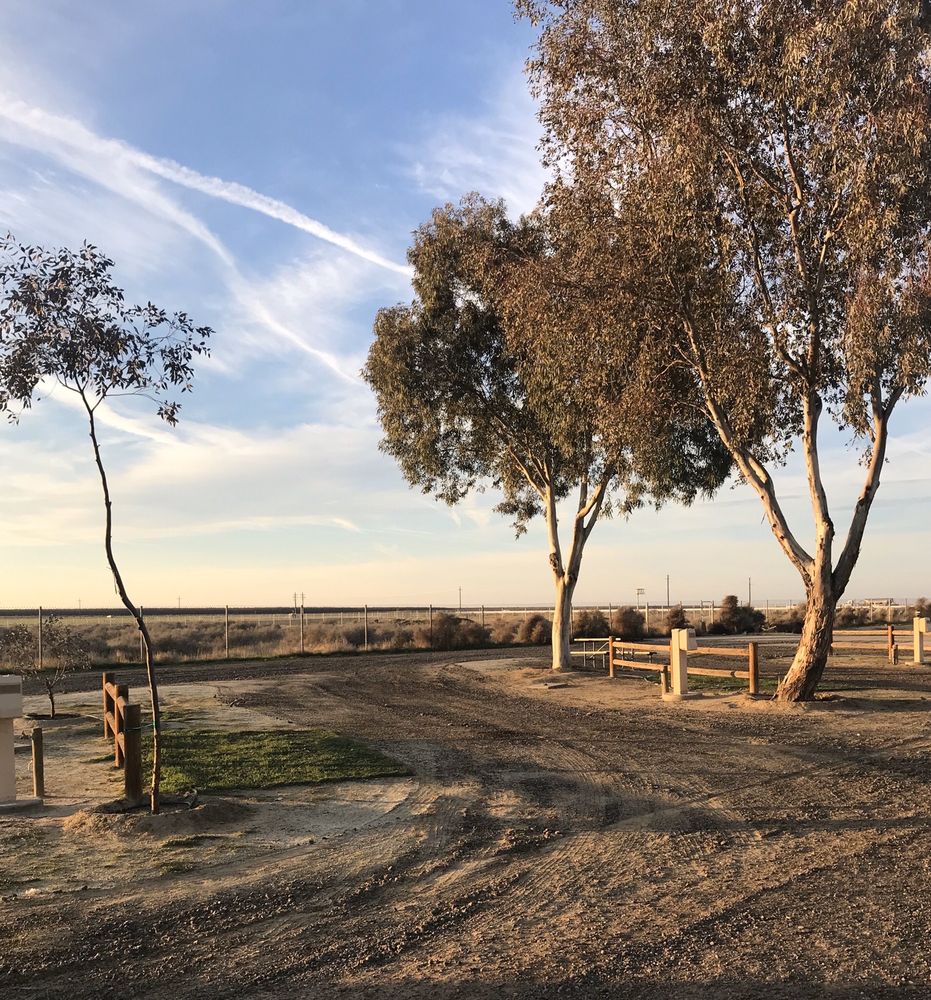 LOST HILLS KOA 40 Photos & 59 Reviews 14831 Warren St, Lost Hills