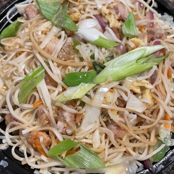 Wok On Fire - Hakka Noodles Chicken - Chinese Near Me - Cary, North Carolina Wok On Fire - Hakka Noodles Chicken - Chinese Near Me - Cary, North Carolina