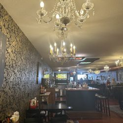 The Market at the Tap - Restaurant & Bar