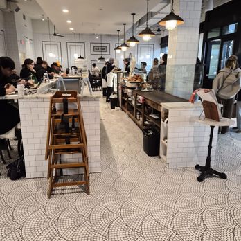 Tatte Bakery & Cafe | Old Town - Ambience - Breakfast & Brunch Near Me - Alexandria, Virginia