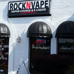 Rock N Vape - 2217 Santiam HWY SE at Santiam Plaza in Albany Oregon