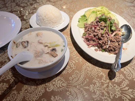 Original Khun Dang Thai Restaurant by null