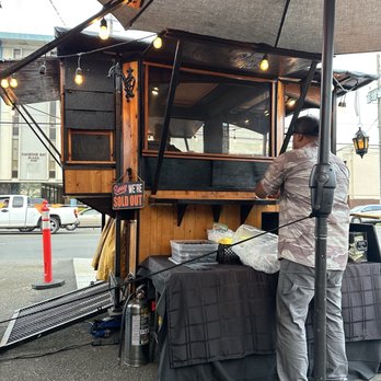 Blazzing Hawaiian - Food Trucks Near Me - Kaneohe, Hawaii