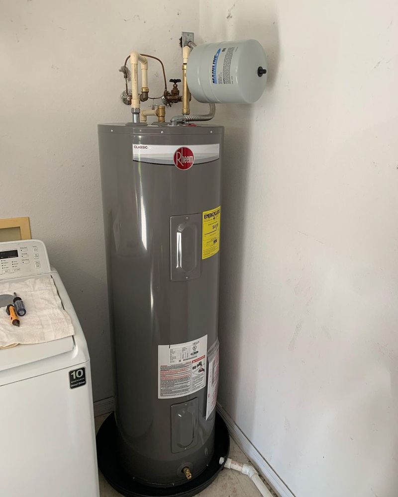 Slide of Fenwick Emergency Plumber