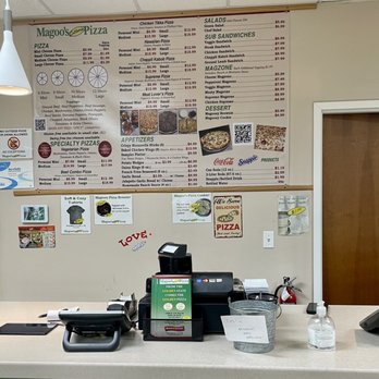 Magoo's California Pizza - Counter view and menu - Pizza Near Me - Indianapolis, Indiana