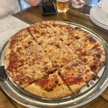 Oakestown Brewery - Cheese pizza - Pizza Near Me - Grandville, Michigan Oakestown Brewery - Cheese pizza - Pizza Near Me - Grandville, Michigan