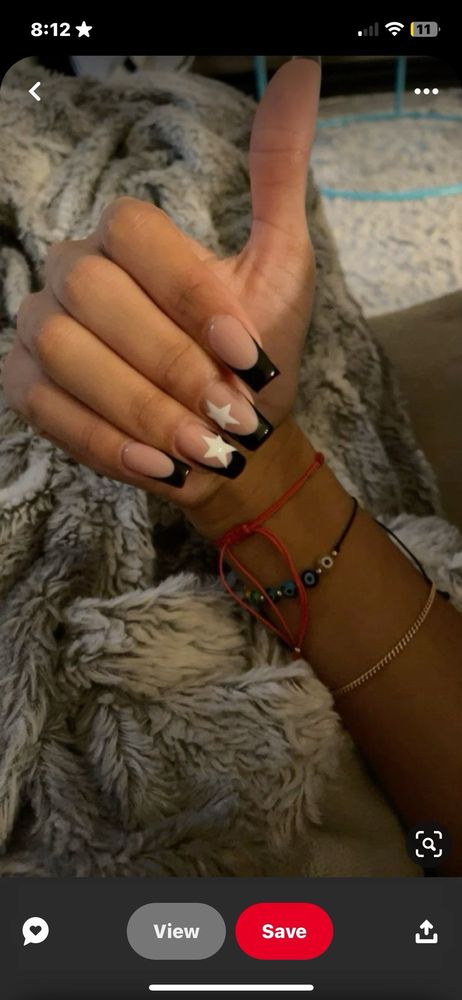 T.j Nails & Spa Logo