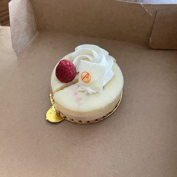 Blue Mountain Coffee Roasters - Raspberry white chocolate cheesecake - Coffee & Tea Near Me - Suwanee, Georgia Blue Mountain Coffee Roasters - Raspberry white chocolate cheesecake - Coffee & Tea Near Me - Suwanee, Georgia