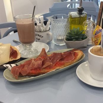 Lolyta Cafe - Cafeteria Near Me - Torrevieja, A
