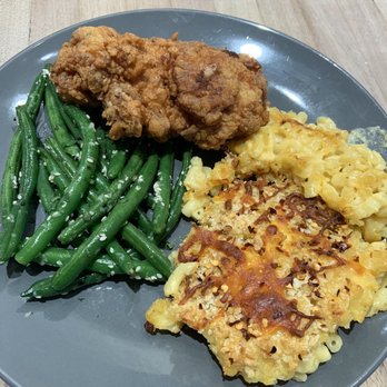 JAX Cooking Studio - Fried chicken, Mac and cheese, green beans - Cooking Classes Near Me - Jacksonville, Florida