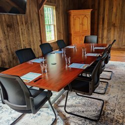 The Barn @ Center Hill - The Barn Event Room