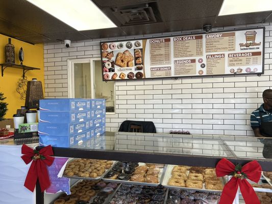 The Donut House by null