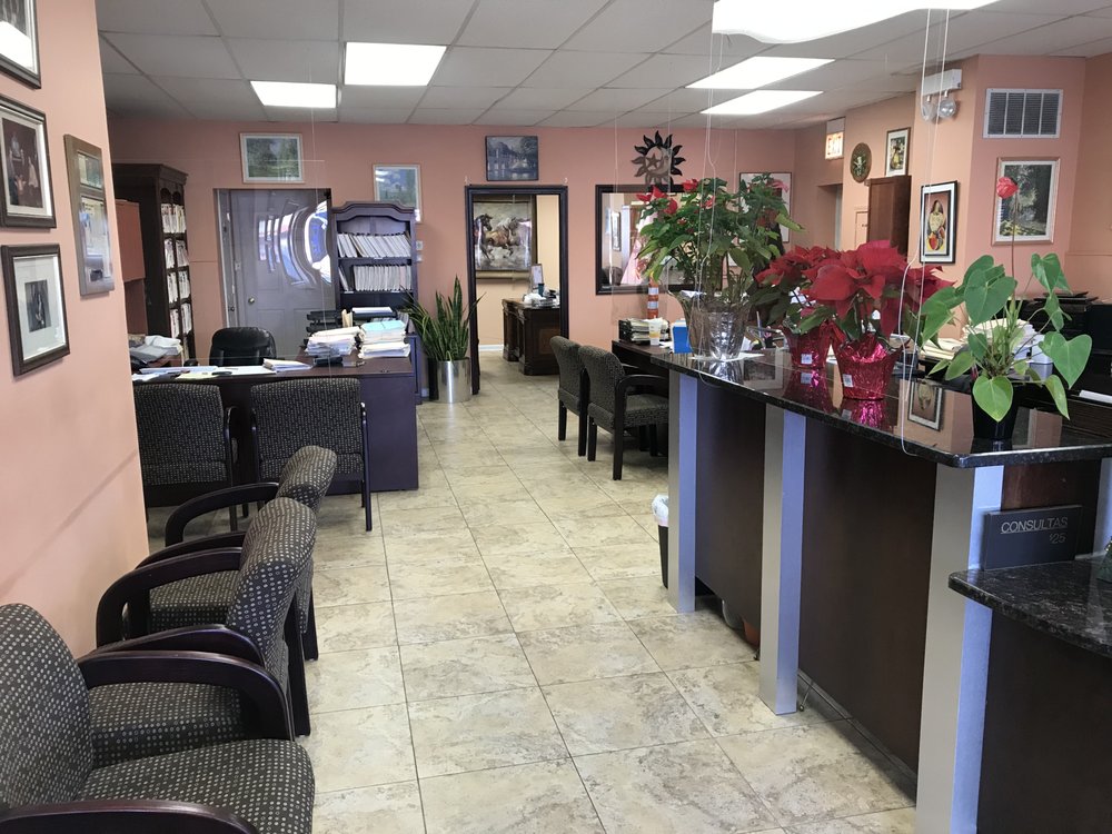 Connie Lara, PC - immigration attorney in Cicero, IL