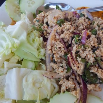 Yellow Curry Cozy Thai - Chicken larb (laab) - Thai Near Me - Seaside, Oregon