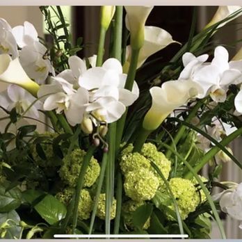 La Fleur Design - Orchids, CALA LILLIES, HYDRANGEAS AND SEASONAL GREENERY: - Floral Designers Near Me - Clarksburg, Maryland La Fleur Design - Orchids, CALA LILLIES, HYDRANGEAS AND SEASONAL GREENERY: - Floral Designers Near Me - Clarksburg, Maryland