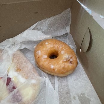 Benjamin's Bakery - yeast donut - Bakeries Near Me - Surfside Beach, South Carolina Benjamin's Bakery - yeast donut - Bakeries Near Me - Surfside Beach, South Carolina