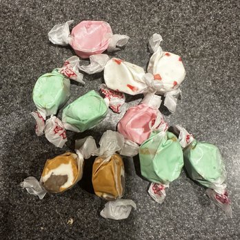 Hubbalicious Sweet Shoppe - Assorted flavor of salt water Taffy Bulk - Assorted Flavors - Candy Stores Near Me - Arroyo Grande, California