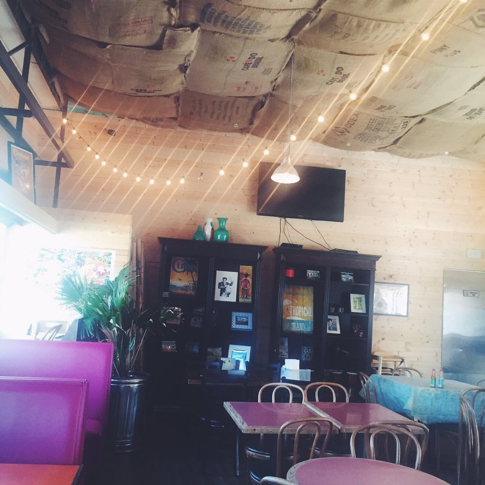 Bongos - Indoor seating too if it's cold outside - Cuban Near Me - Seattle, Washington