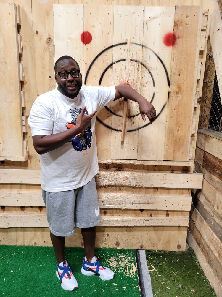 THROW AXE PITTSBURGH THE WATERFRONT Updated August 2024 12 Photos