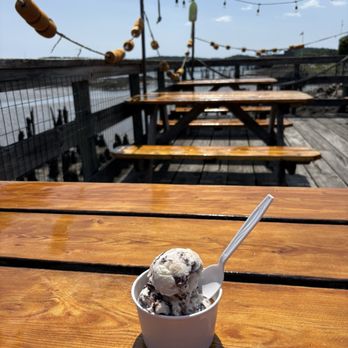 Sprague's Lobster - Gifford's Moose Tracks - Seafood Near Me - Wiscasset, Maine