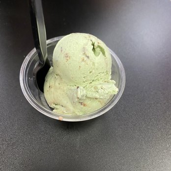 Waffles and Dreams - Mint chocolate chip scoop - Waffles Near Me - Fairfield, New Jersey Waffles and Dreams - Mint chocolate chip scoop - Waffles Near Me - Fairfield, New Jersey
