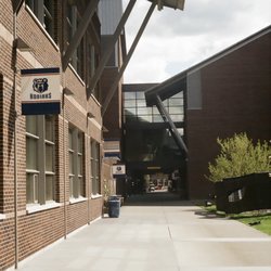 Cascadia College - Walk way behind CC1
