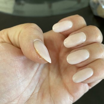 Hello Gorgeous Nails - This is what my nails looked like on day 4. - Nail Salons Near Me - Saint Petersburg, Florida Hello Gorgeous Nails - This is what my nails looked like on day 4. - Nail Salons Near Me - Saint Petersburg, Florida