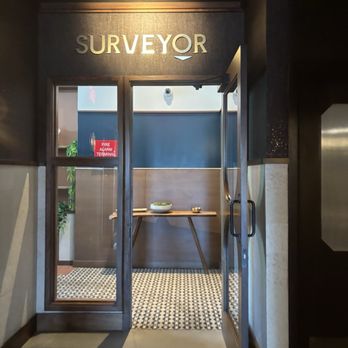 Thompson Washington - Surveyor restaurant entrance - Hotels Near Me - Washington, DC, District of Columbia Thompson Washington - Surveyor restaurant entrance - Hotels Near Me - Washington, DC, District of Columbia