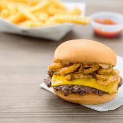 Shake Shack Canary Wharf - Shack Meister burger